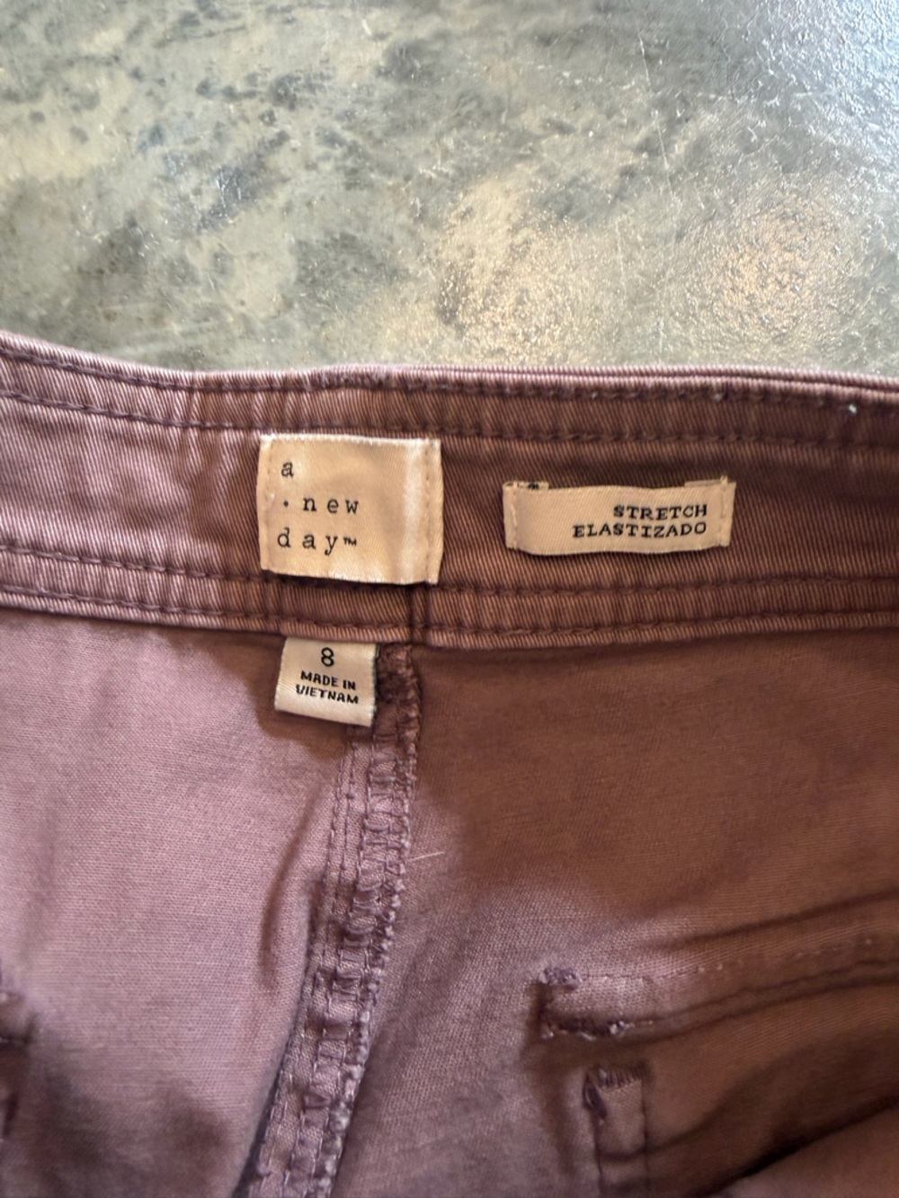 High-Rise Utility Chino in Mauve Taupe - Picture 3 of 4